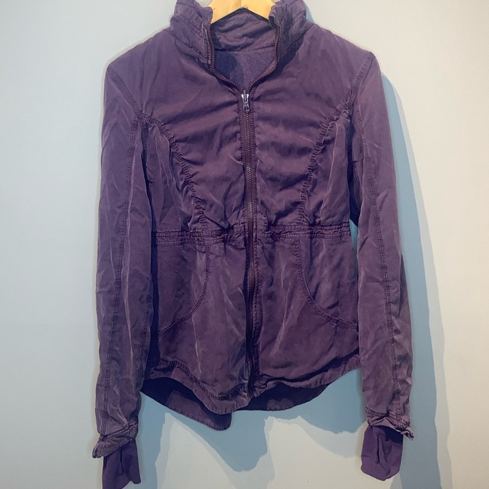 Lululemon Inner Peace Reversible Jacket in Concord Grape - Picture 5 of 12